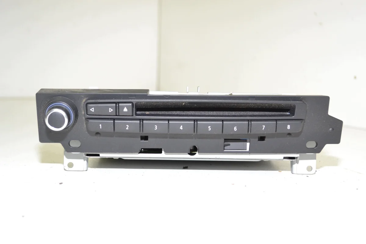 Radio lecteur CD Navi BMW E60 E61 LCI 9195756