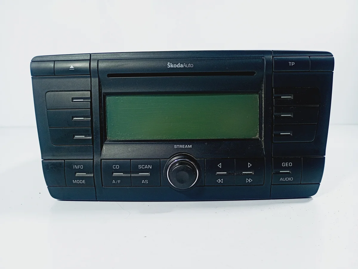 Radio CD Skoda Octavia 2 M1S46