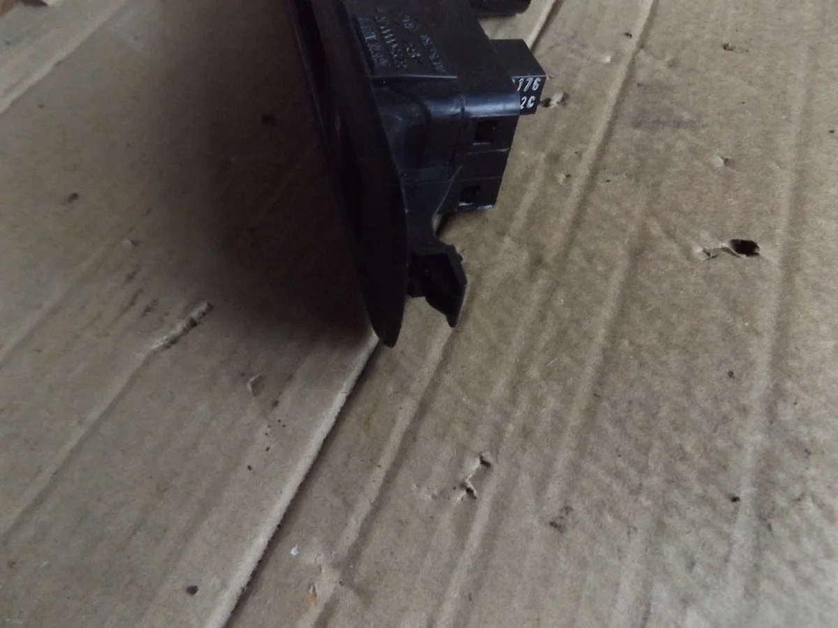 Fensterheber-Schalter Renault Scenic III 156024250A image 3