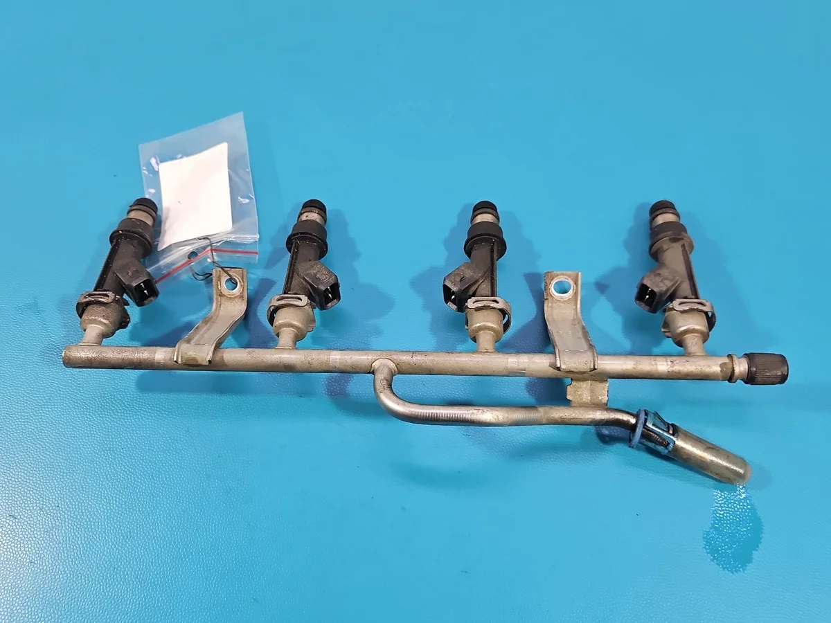 Opel Vectra C Fuel Injector 25343299