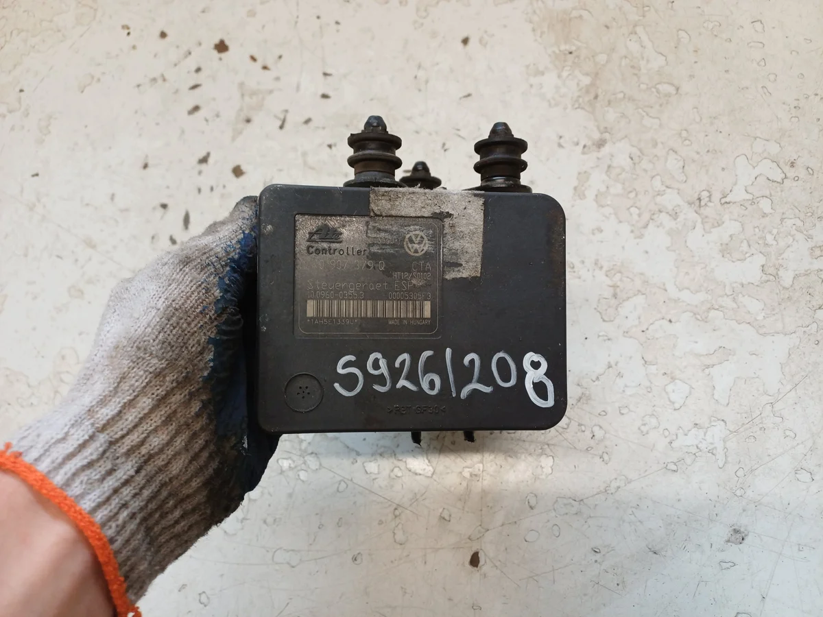 ABS-pumppu VW Golf V 1K0907379Q image 3