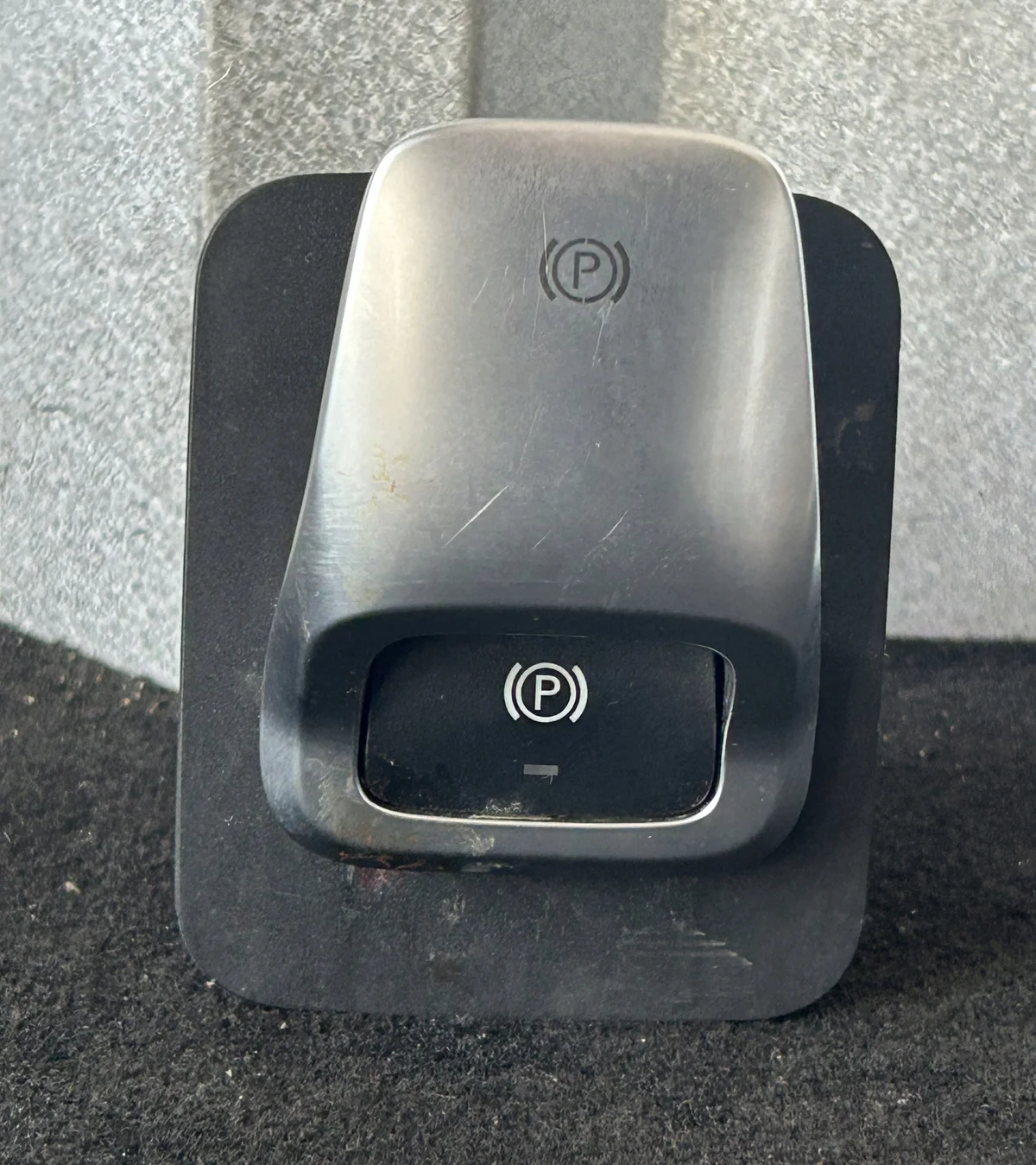 Bouton Frein à Main Mercedes Actros MP5 A0005453944