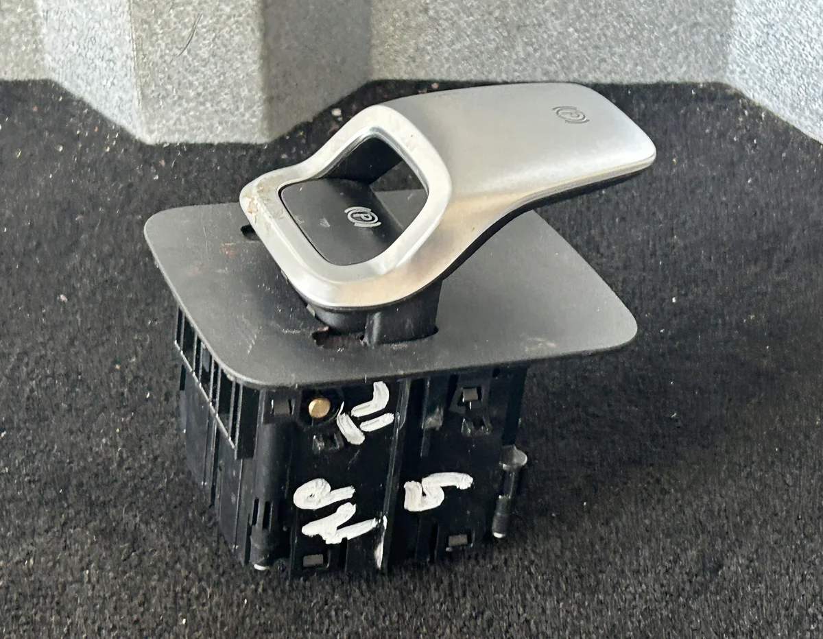 Parking Brake Button Mercedes Actros MP5 A0005453944