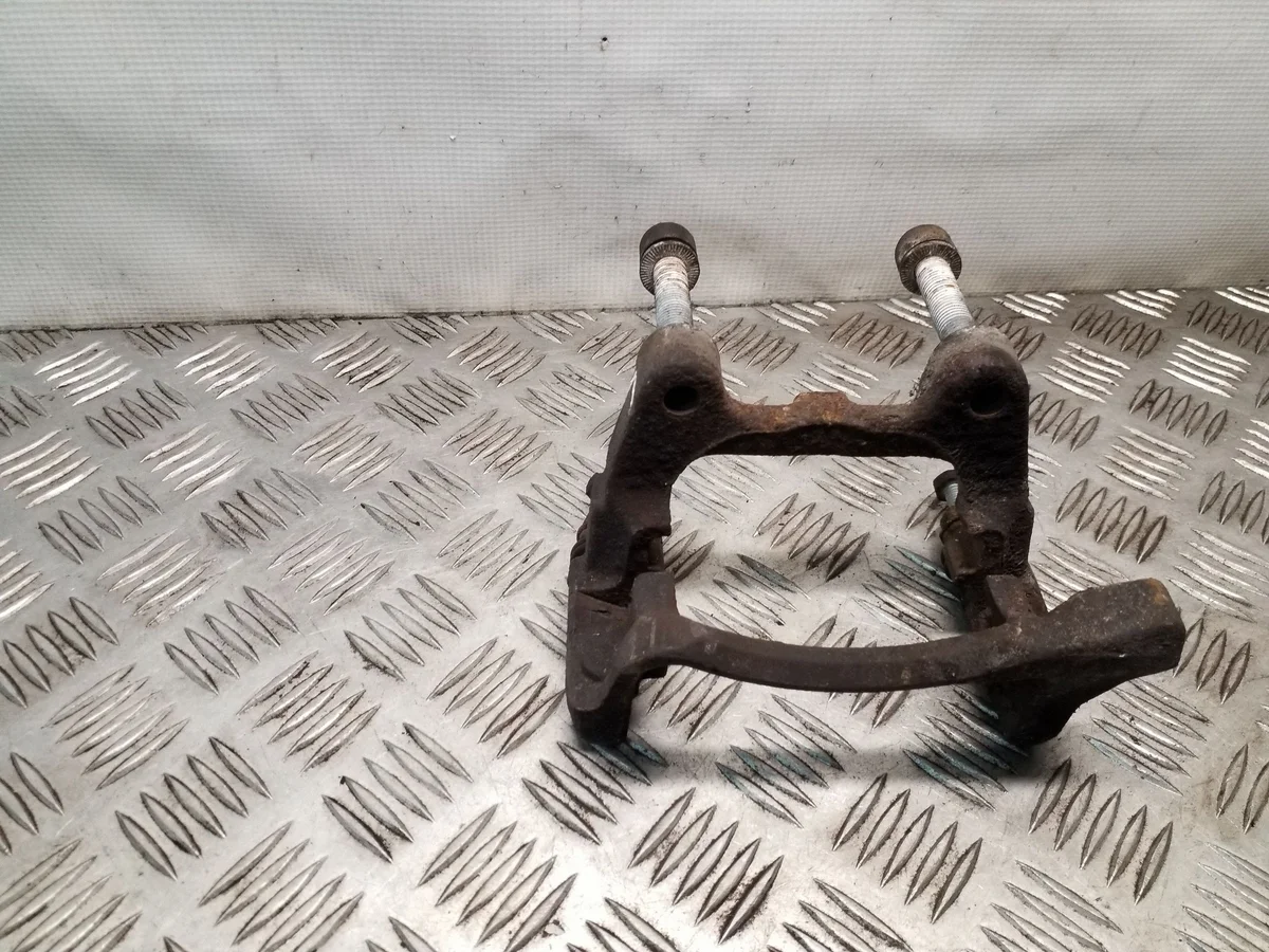Jugo Pinza Freno Posteriore Sinistra Volkswagen Passat CC VAI47827