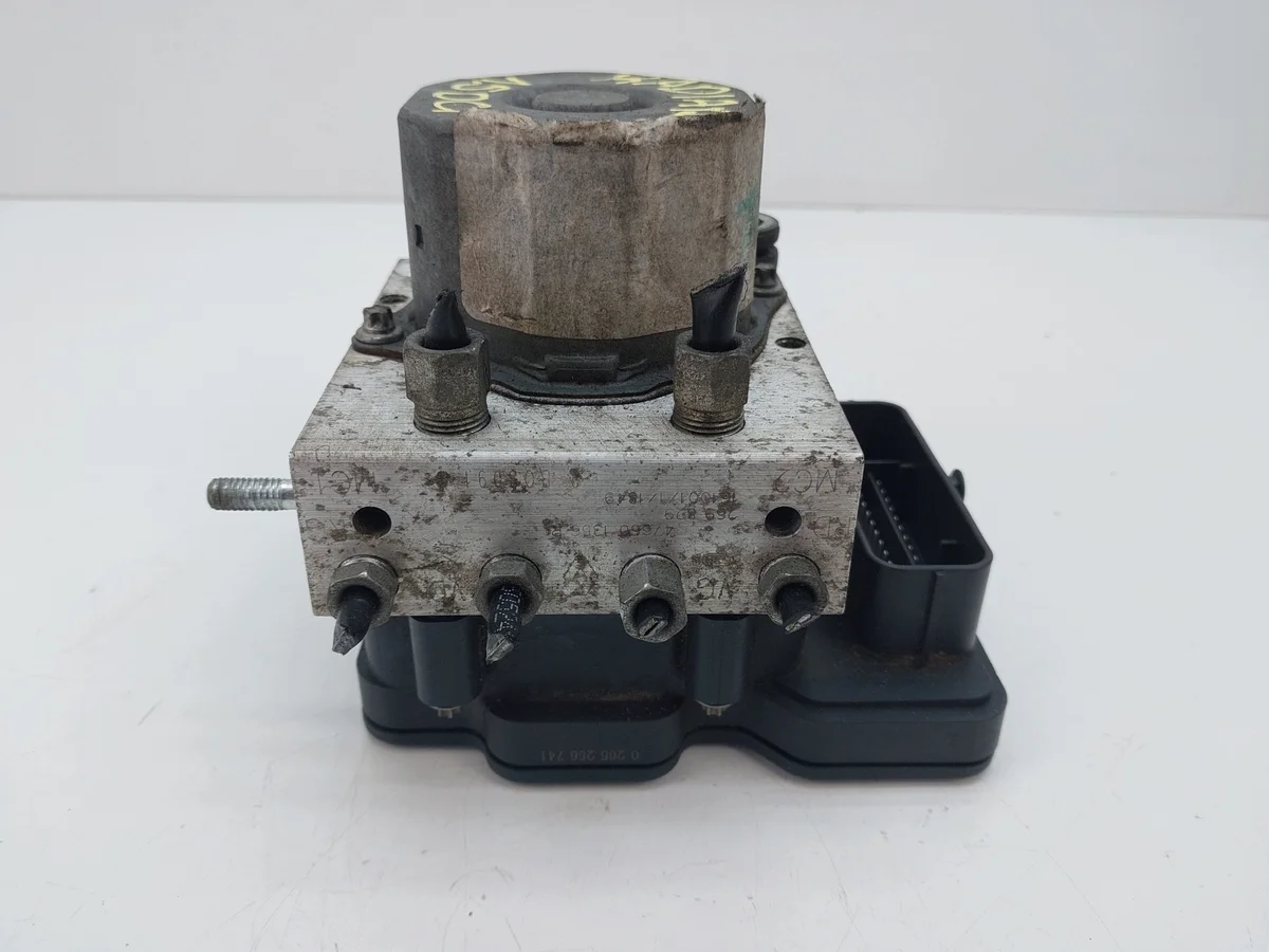 Pompa ABS Renault Kadjar 476601356R