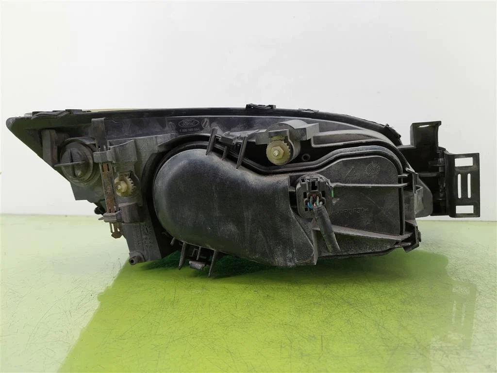 Scheinwerfer links Ford Mondeo MK3 1305235544 thumbnail 3