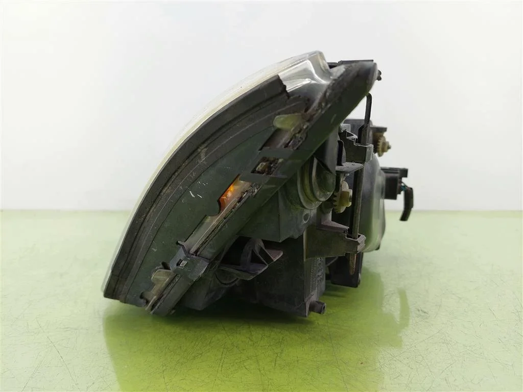 Scheinwerfer links Ford Mondeo MK3 1305235544 thumbnail 5