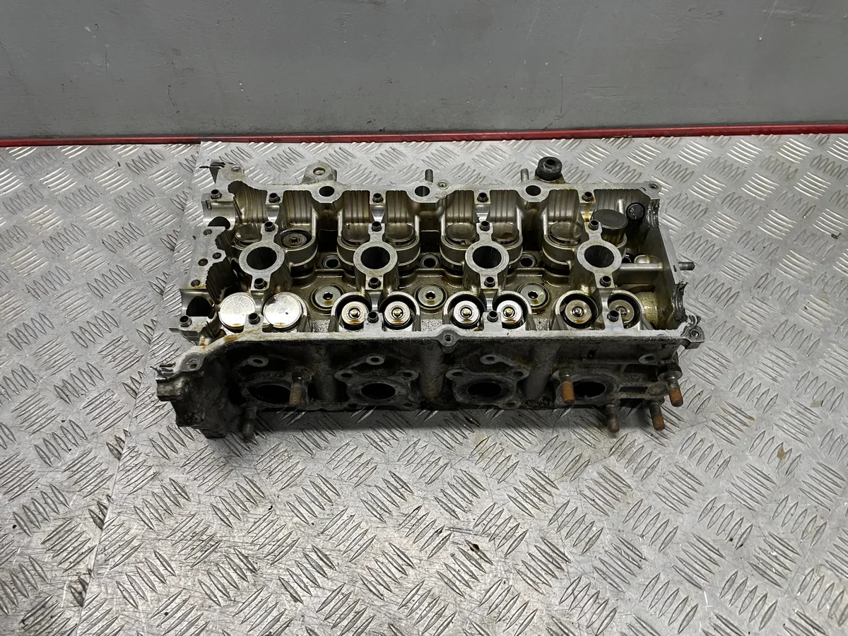 Suzuki SX4 Sylinterikansi 1.6 16V 06- OEM 5623565464356354