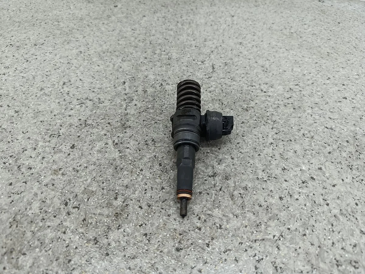 Inyector Audi A4 B7 038130079QX 2.0 TDI