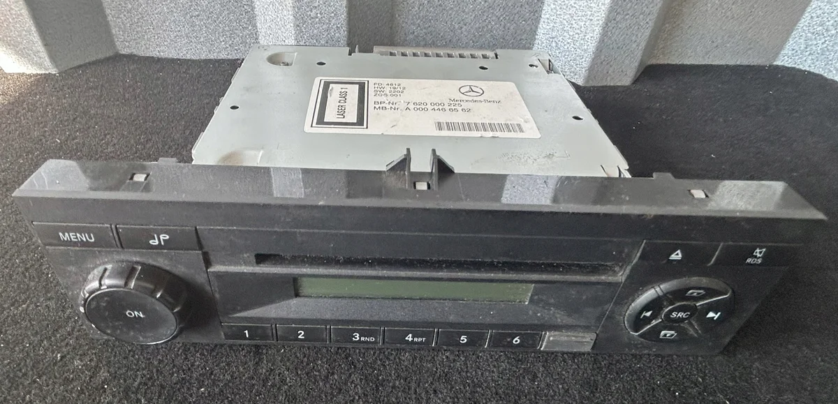 Radio Mercedes Actros MP4 A0004466562
