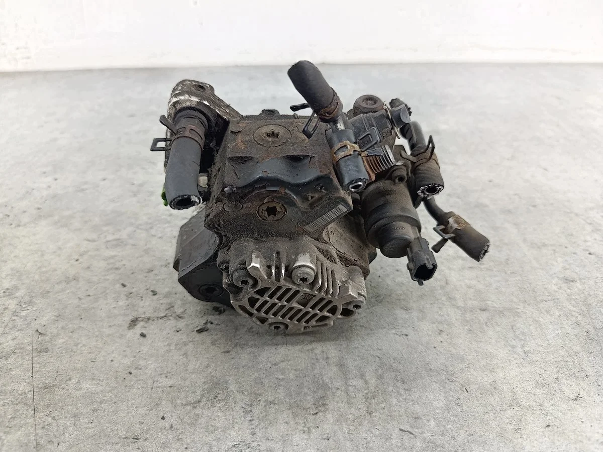 Einspritzpumpe Bosch 22100-0N020 Toyota Yaris II image 4