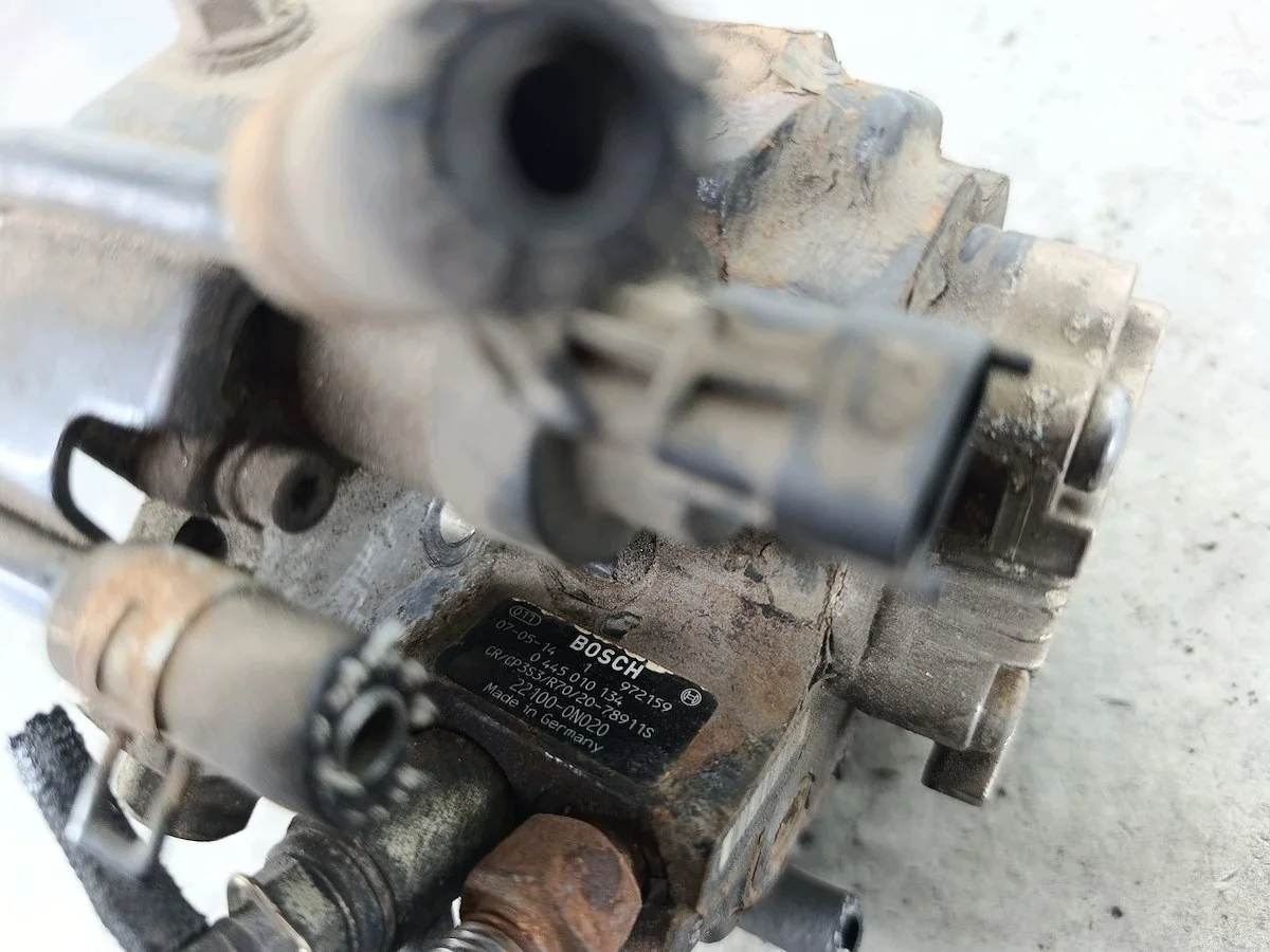 Einspritzpumpe Bosch 22100-0N020 Toyota Yaris II image 7