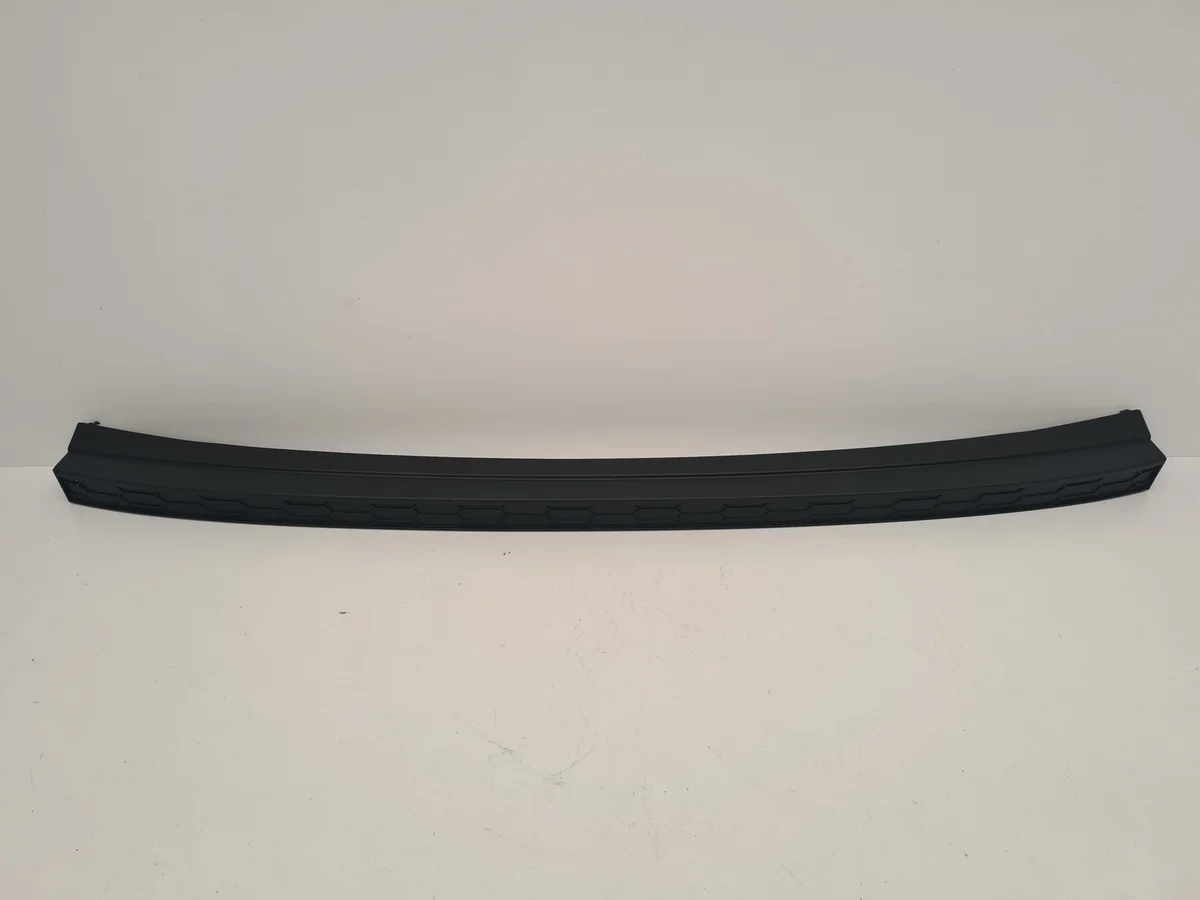 Skoda Kodiaq Rear Bumper Trim Strip 565807423