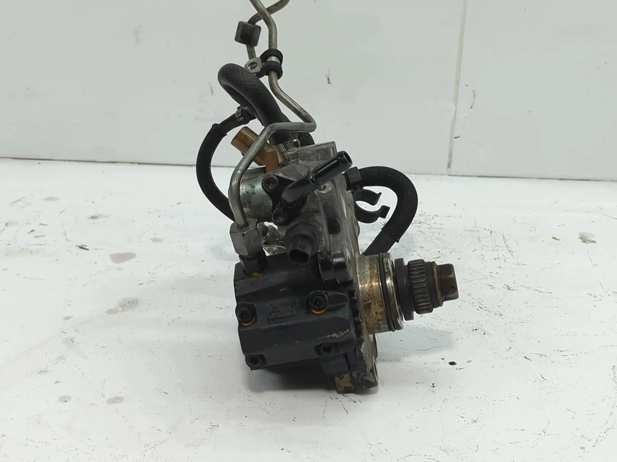 High-Pressure Pump Mercedes-Benz Sprinter A6510702601