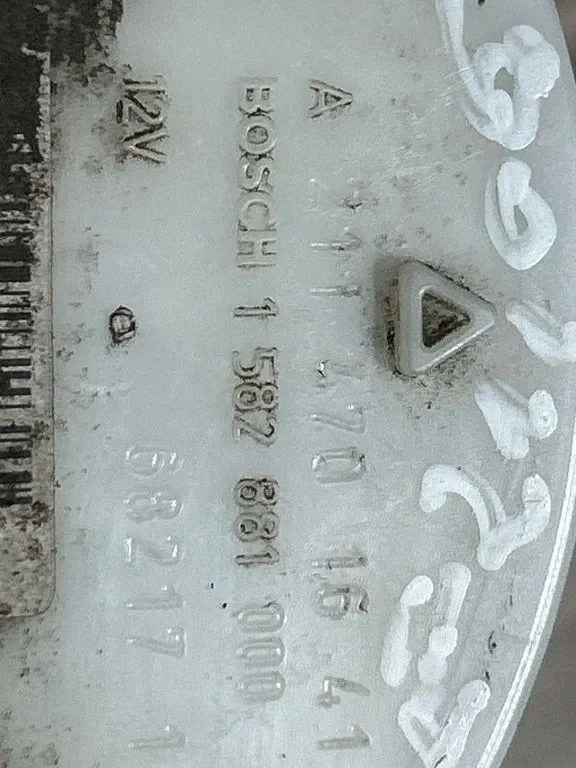 Polttoainetason anturi Mercedes W211 CDI 1582881000
