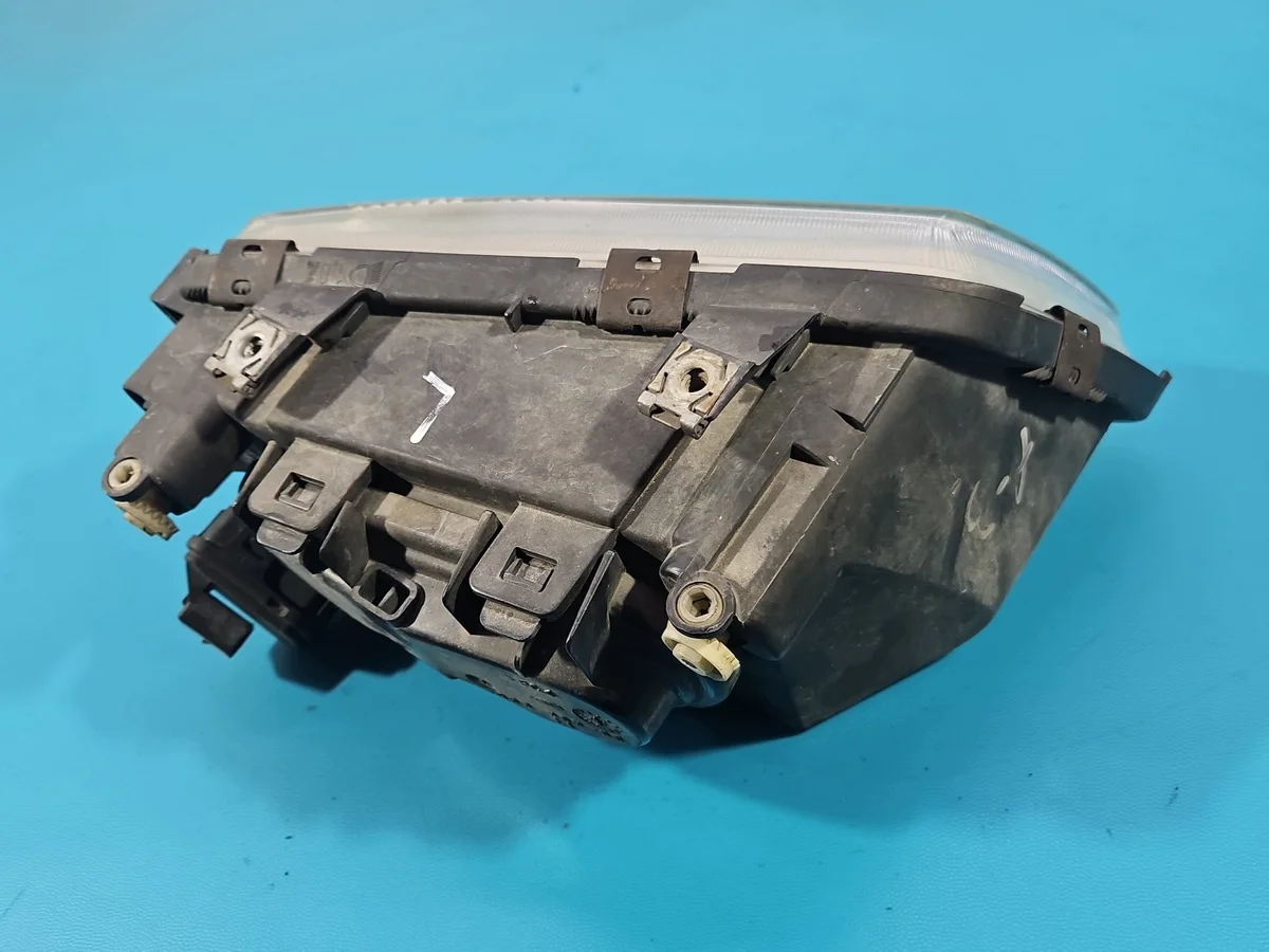 Scheinwerfer links Audi A3 8L image 4