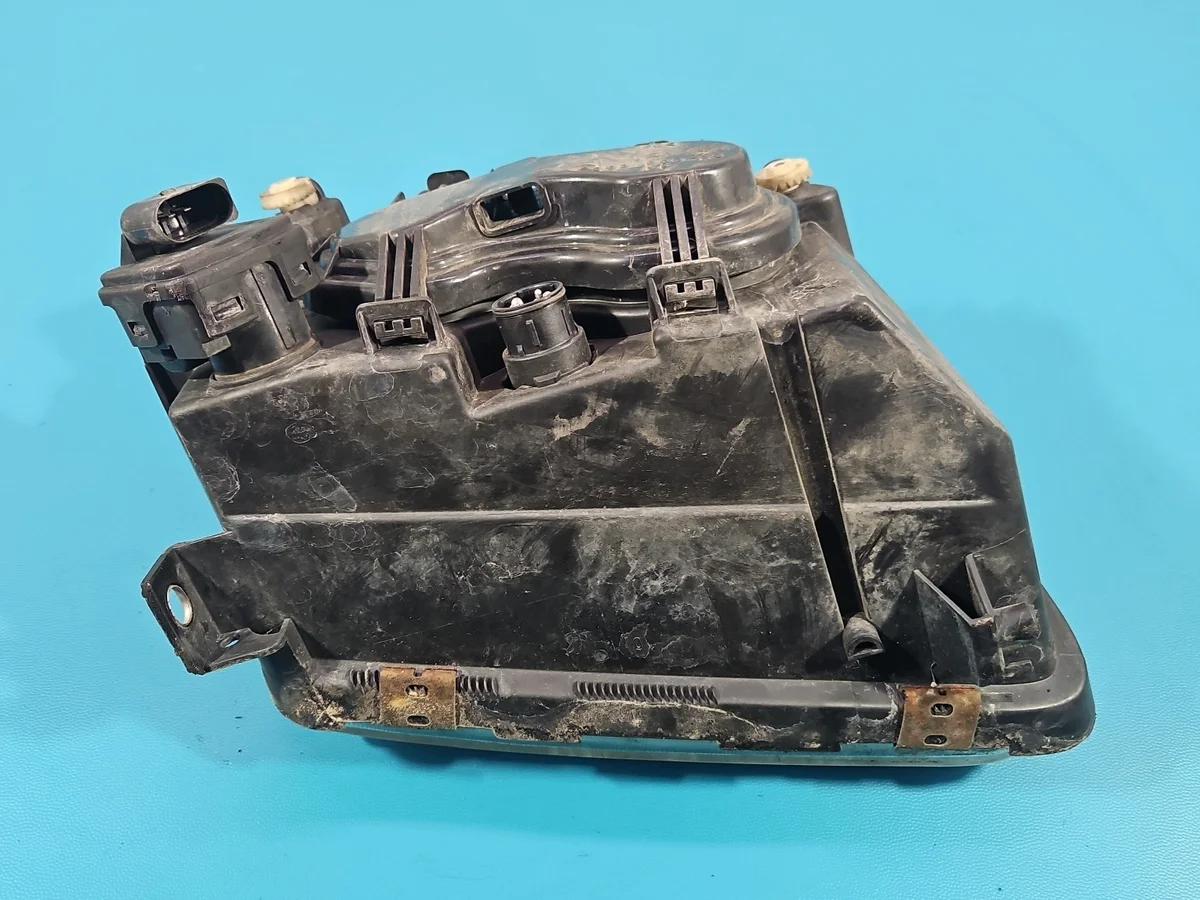 Scheinwerfer links Audi A3 8L image 5