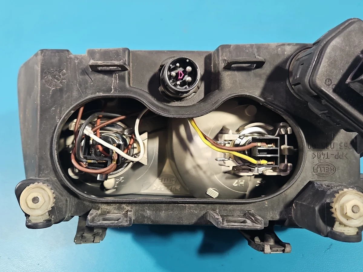 Scheinwerfer links Audi A3 8L image 7
