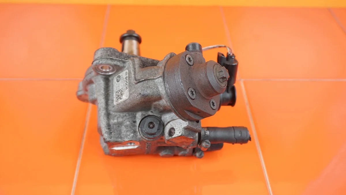 Injection Pump BMW 2.0D N47D20C 0445010518