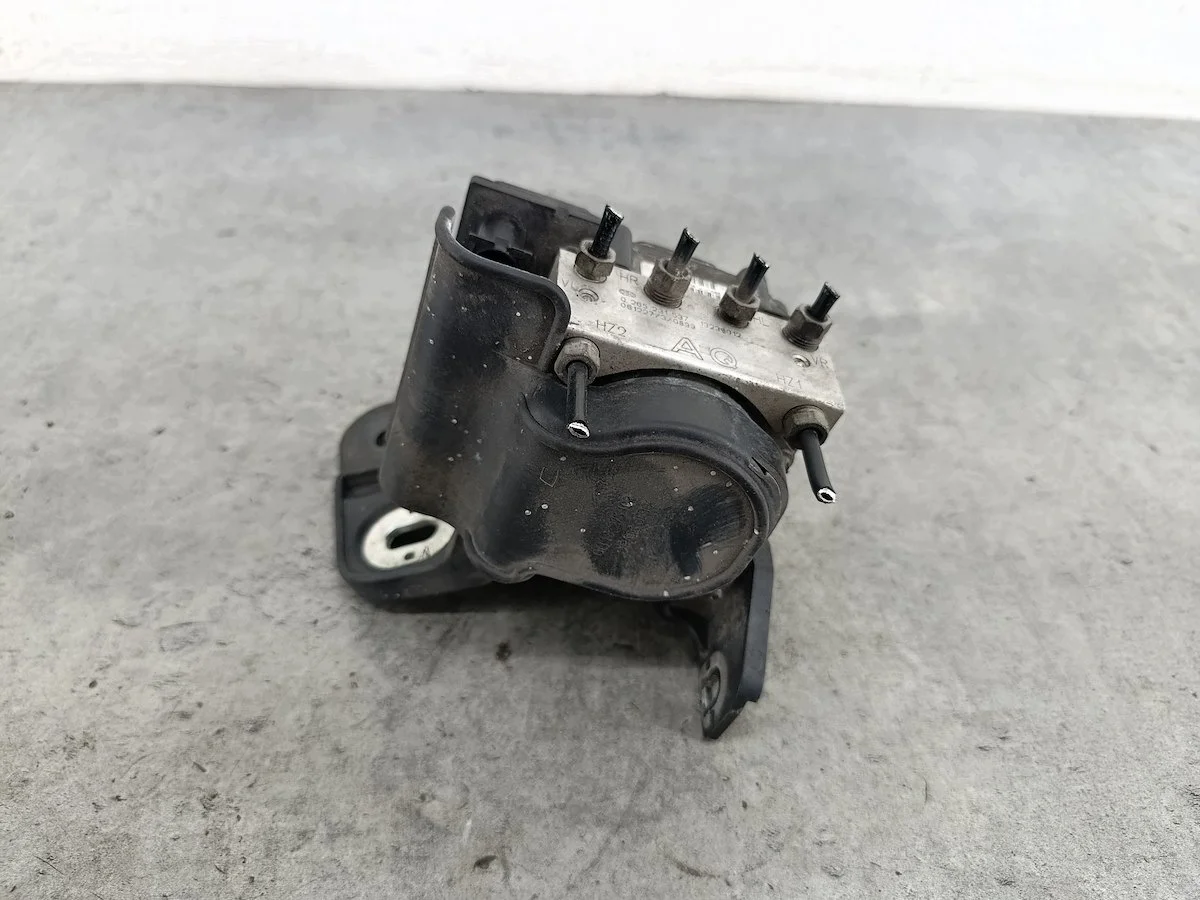 Bomba ABS Bosch 0265231537 Opel Corsa D