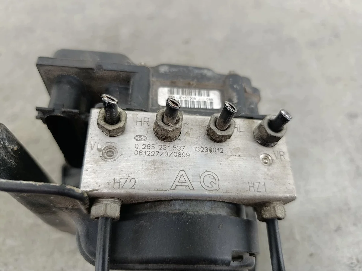 ABS-pumppu Opel Corsa D 0265231537 image 6