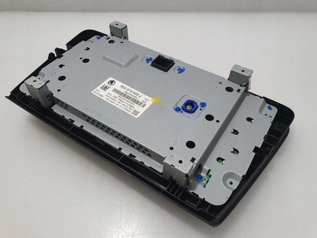 Skoda Octavia 3 Display LCD Radio Navigation 5E0919605J image 7