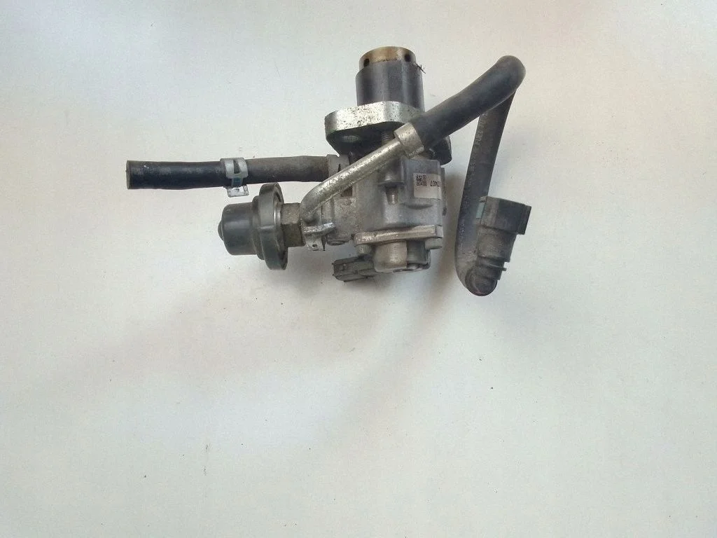 Lexus GS Injection Pump 803127407 image 3