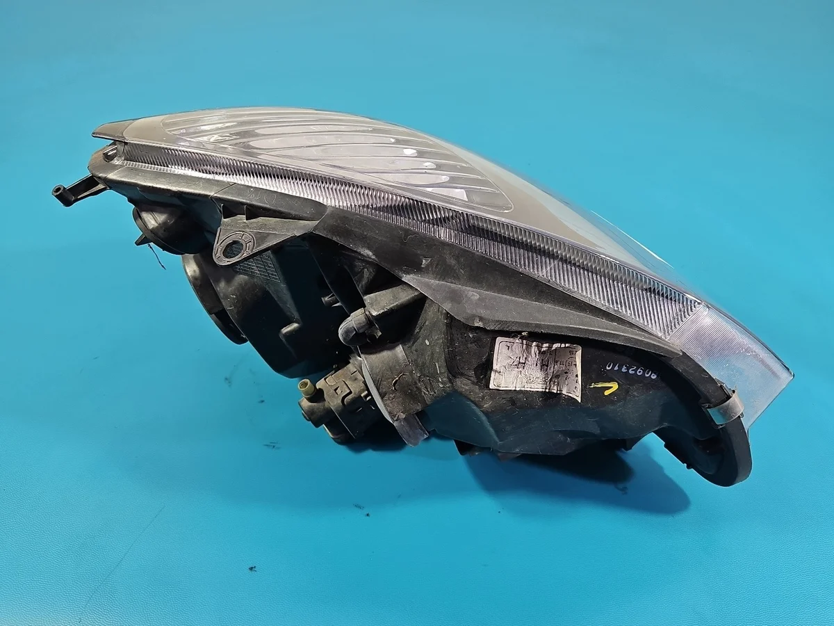 Farol Esquerdo Renault Clio II image 4