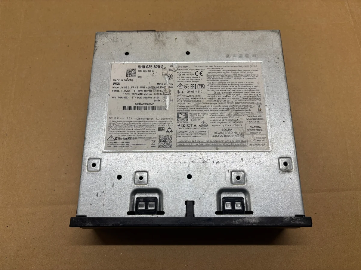 Lecteur de navigation VW Golf VIII 5H0 5H0035820S