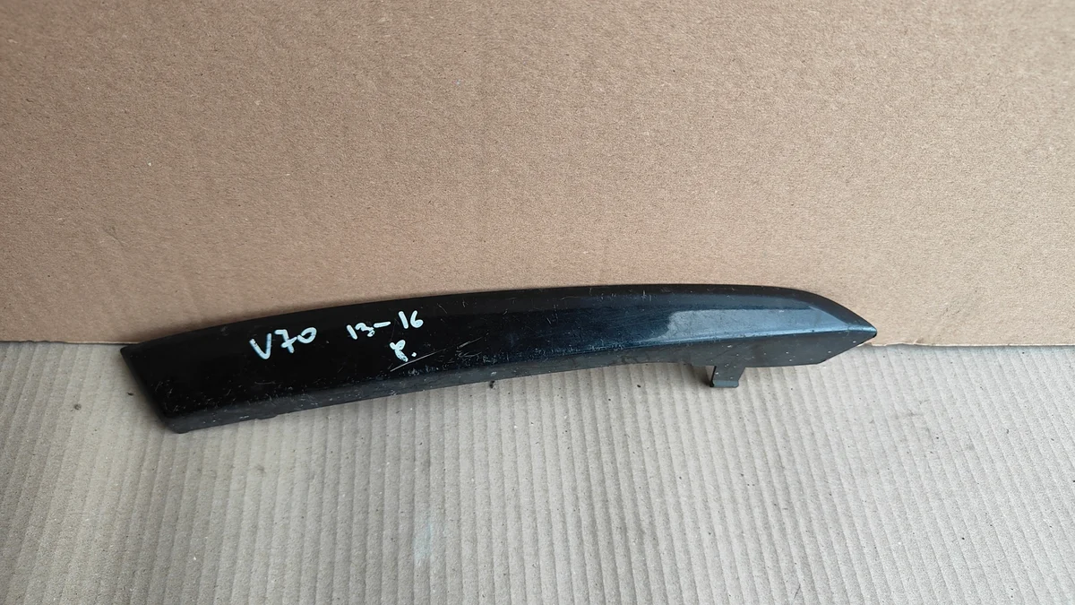 Zierleiste Stoßfänger Rechts Volvo V70 31353449