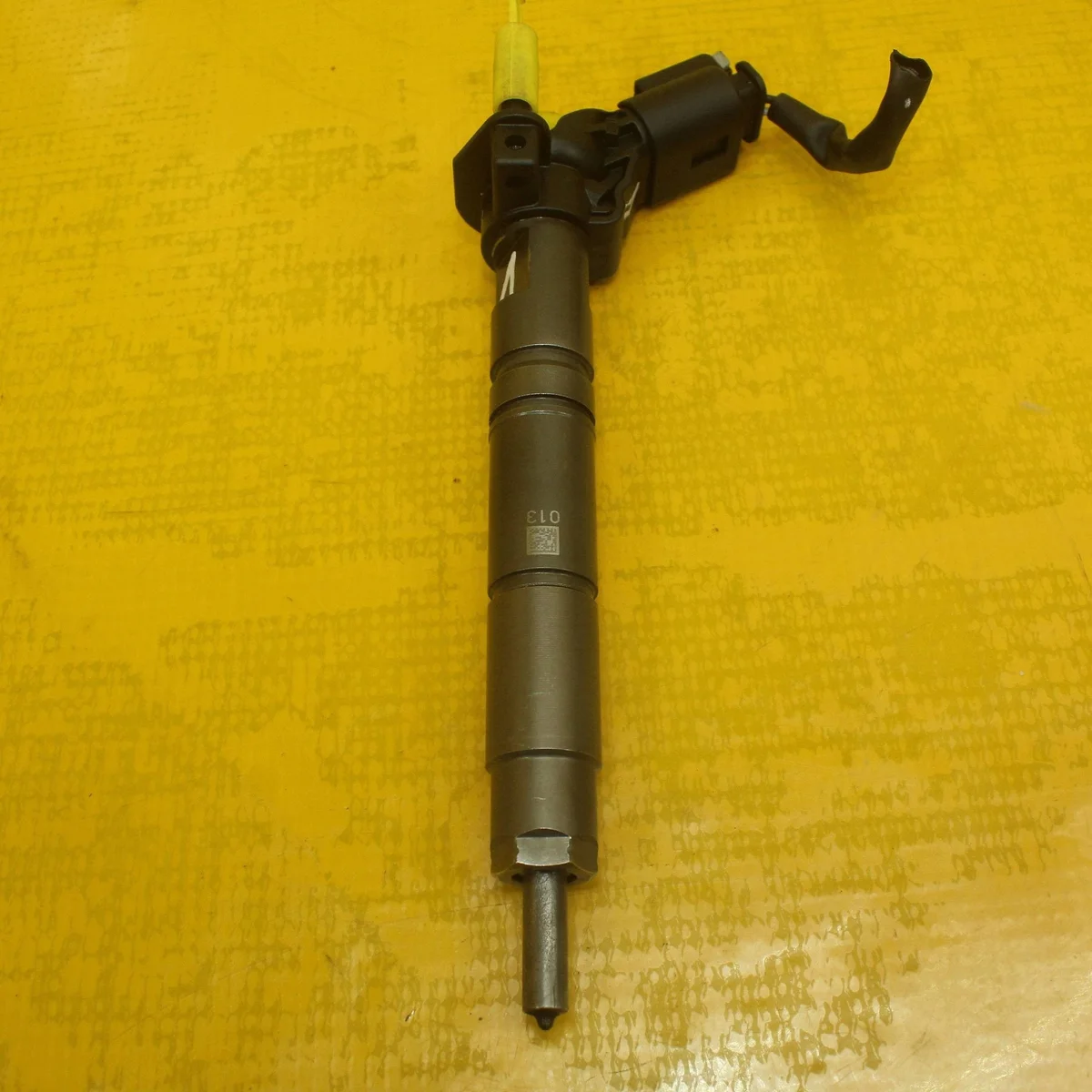 Inyector de combustible Mercedes 0445115064