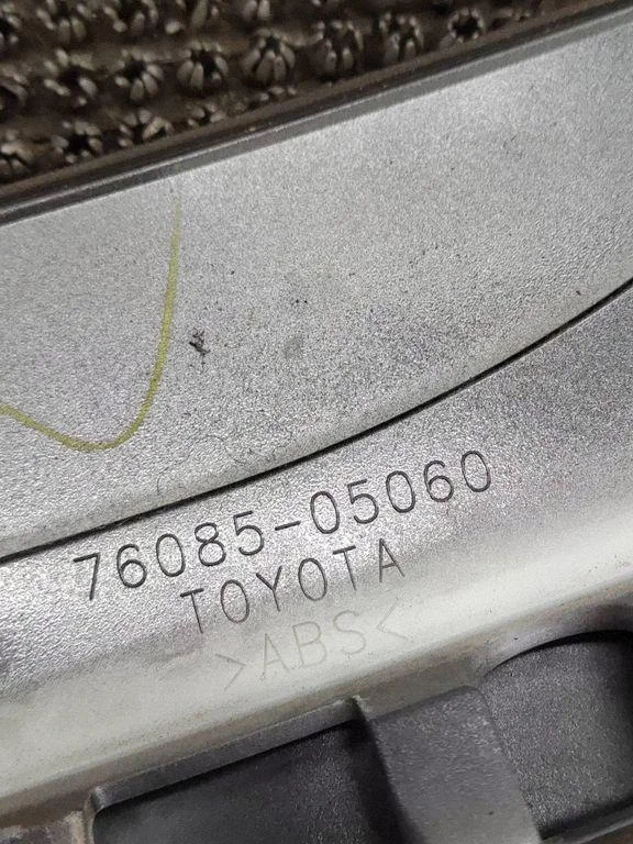 Toyota Avensis T270 Spoiler 7608505060 image 5