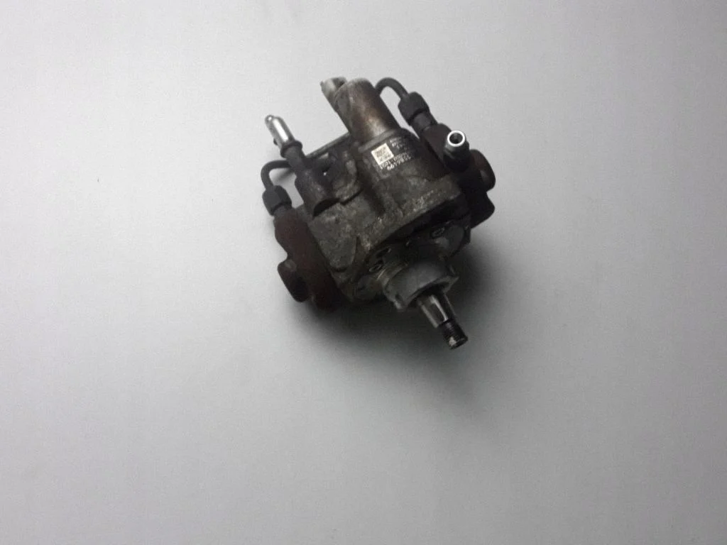 Opel polttoainepumppu 55586499 image 4