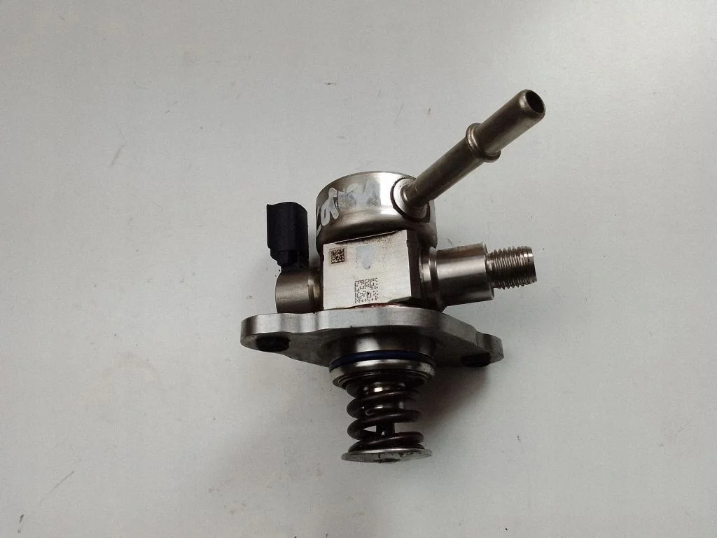 Opel Astra K Bränslepump 12673450