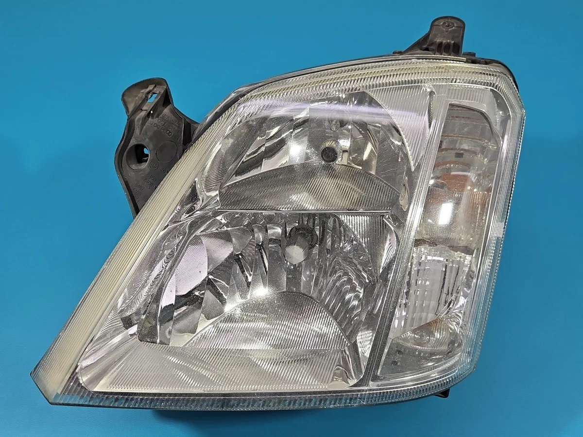 Farol Esquerdo Opel Meriva A 93321052