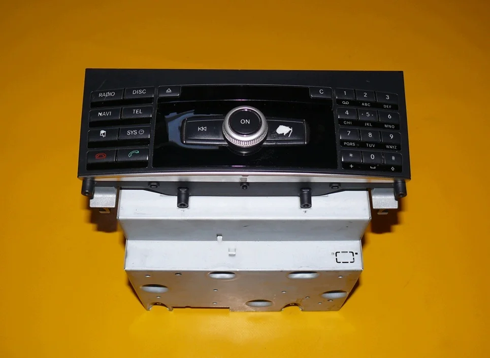 Mercedes E-Klasse W212 Radio Navigatie GPS BE9013 A2129005212
