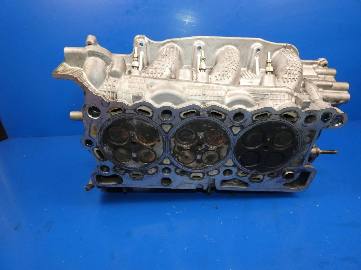 Moottorin sylinterikansi Land Rover 306DT PM9X206090CA image 3