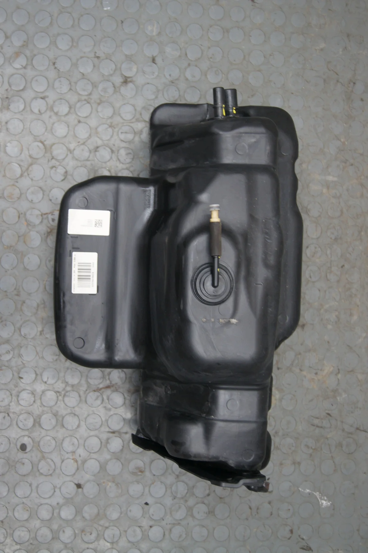 AdBlue Tank Pump Iveco Daily VI 5802823933