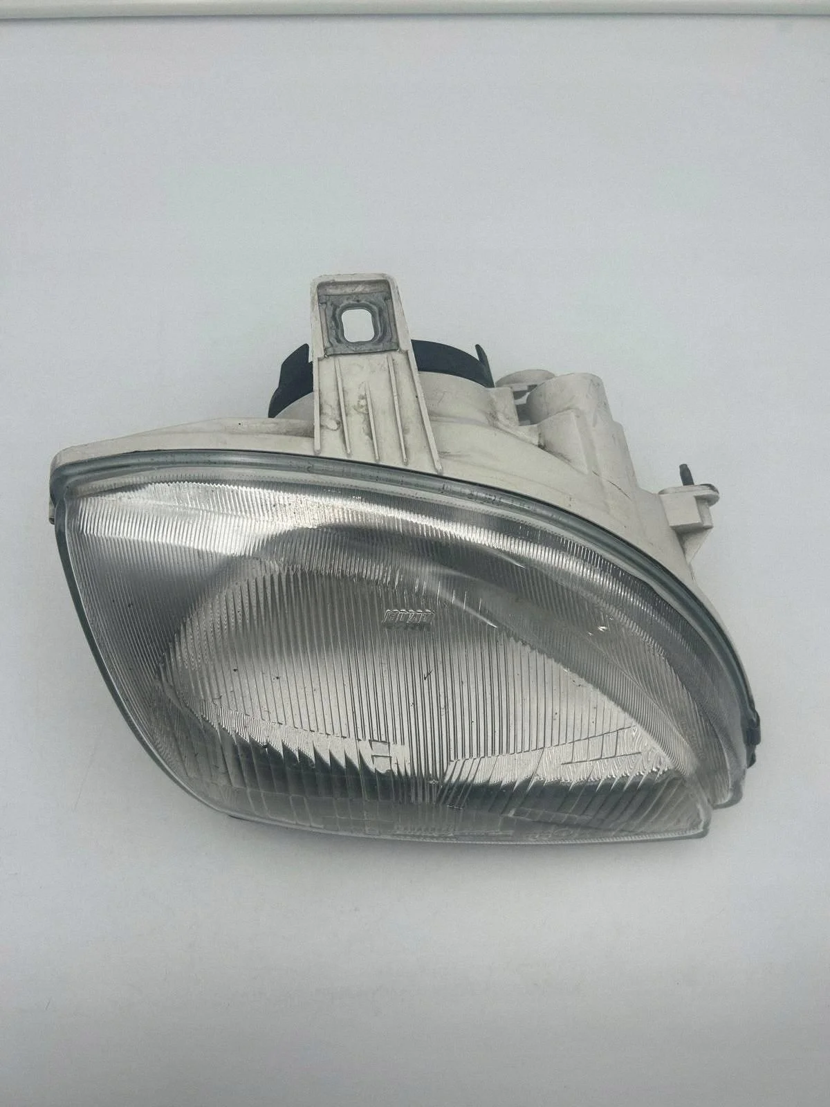 Fiat Strålkastare höger fram D38800748