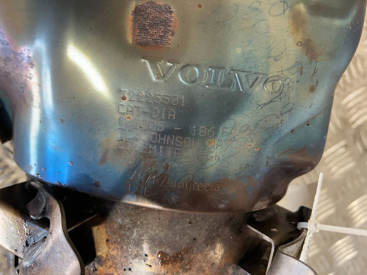 Auspuff Katalysator DPF Volvo XC60 II 32225501 image 4