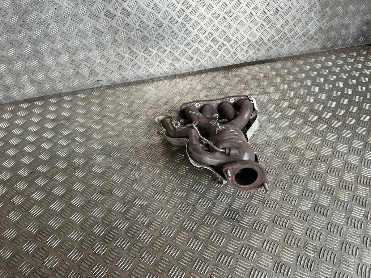 Lexus ES 300h Katalysator/DPF UTO94810 image 4