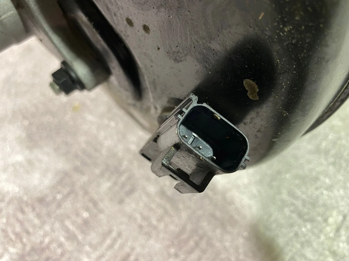 Brake Caliper Hyundai 58500-S1090
