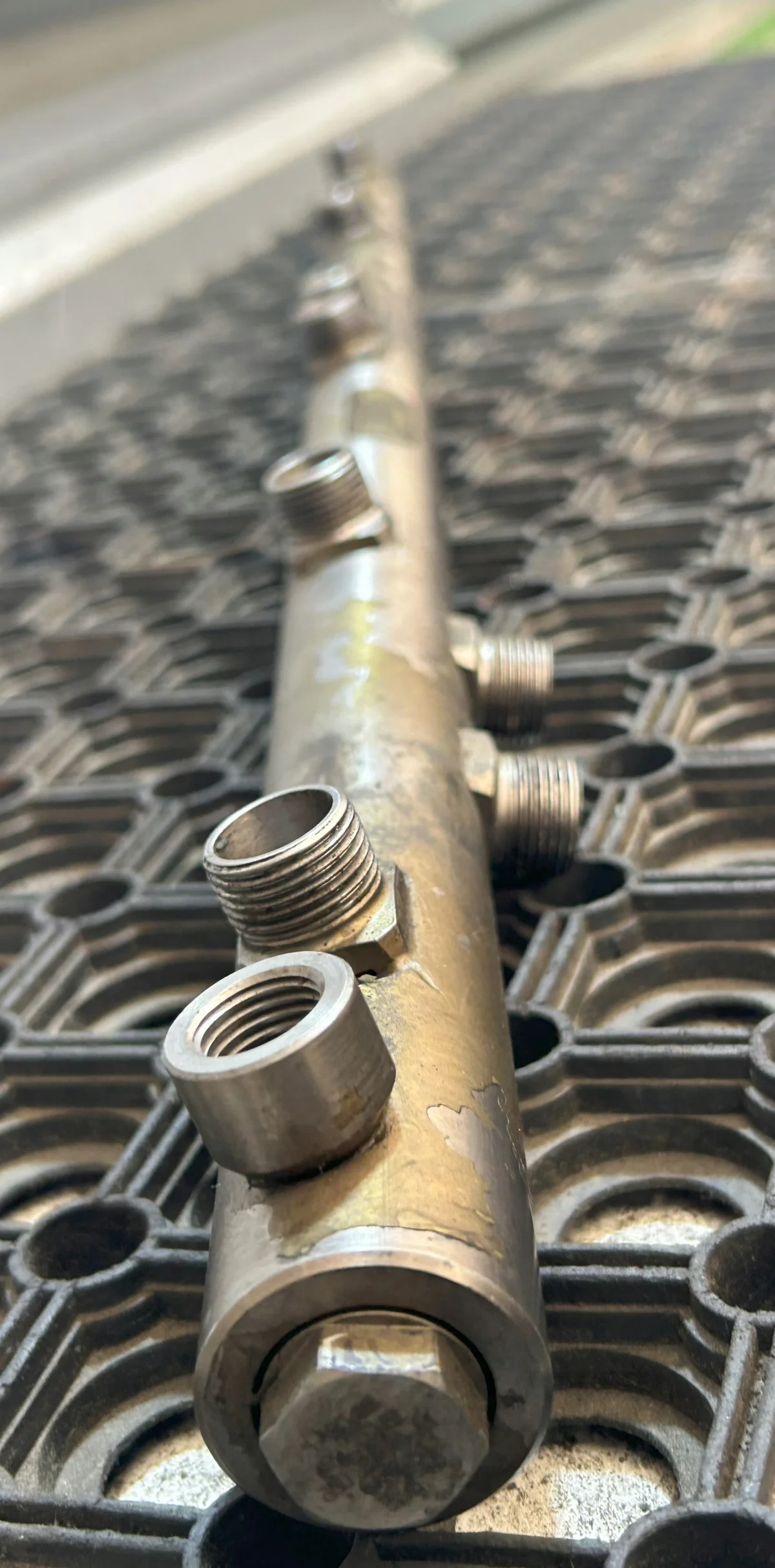 Fuel accumulator Mercedes-Benz A4700780045