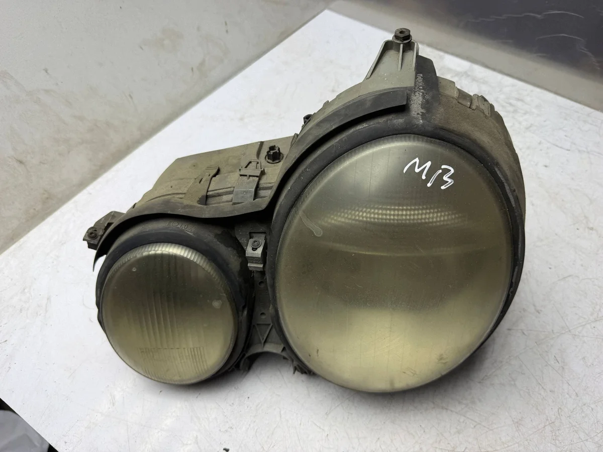 Strålkastare vänster xenon Mercedes-Benz E W210 KOR4021 image 3