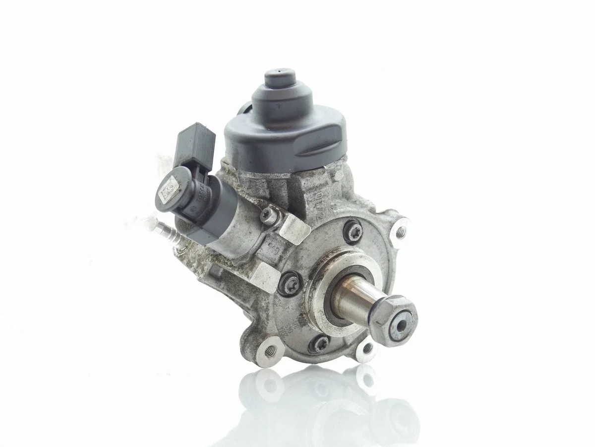 Polttoainepumpun ruiskutus Audi A3 8V 1.6 TDI CLH WAH48652
