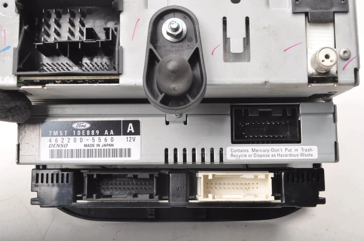 Radio Navigation Ford Focus MK2 MR-4M5T-18B988-AH image 10