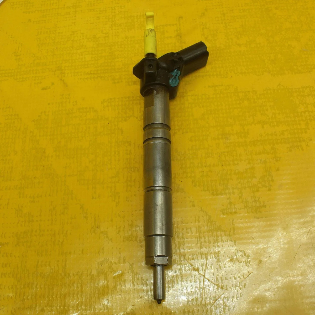 Inyector de combustible Mercedes A6420700587 image 5