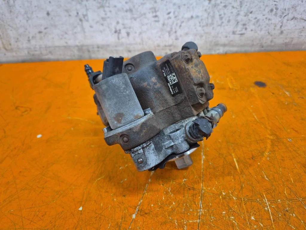 Bränslepump Ford Kuga DM2 thumbnail 3