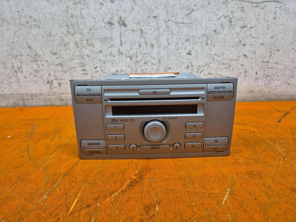 Radio Ford Kuga DM2 8V4T-18C815-AC