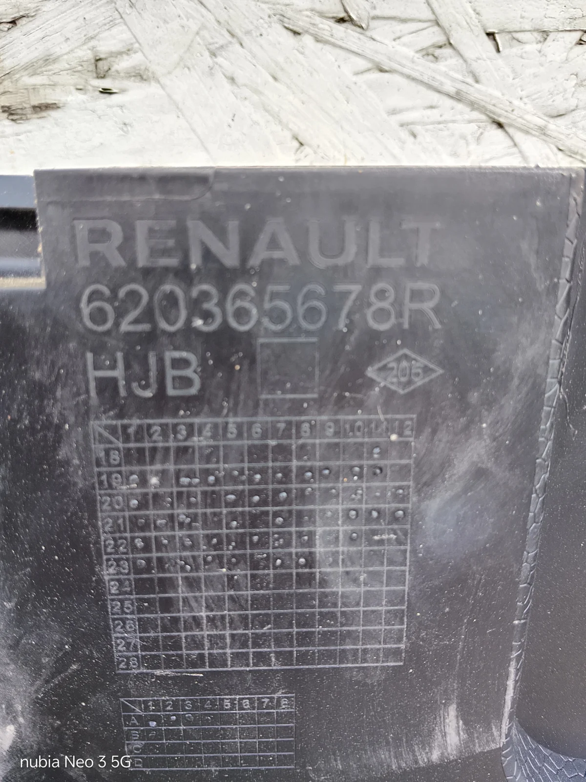 Renault Captur II Verstärkung Stoßfänger vorne 620365678R image 4